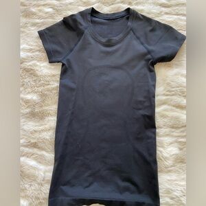 Lululemon swiftly short sleeve